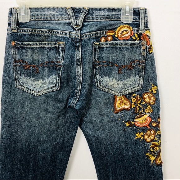 Miss Me Denim - Miss Me Floral Embroidered festivals Jeans